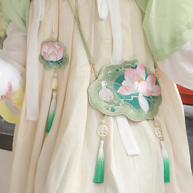 と幸運の刺繍、蓮と鯉とウサギの花の漢服バッグ、斜め掛けバッグ、ショルダーバッグ
