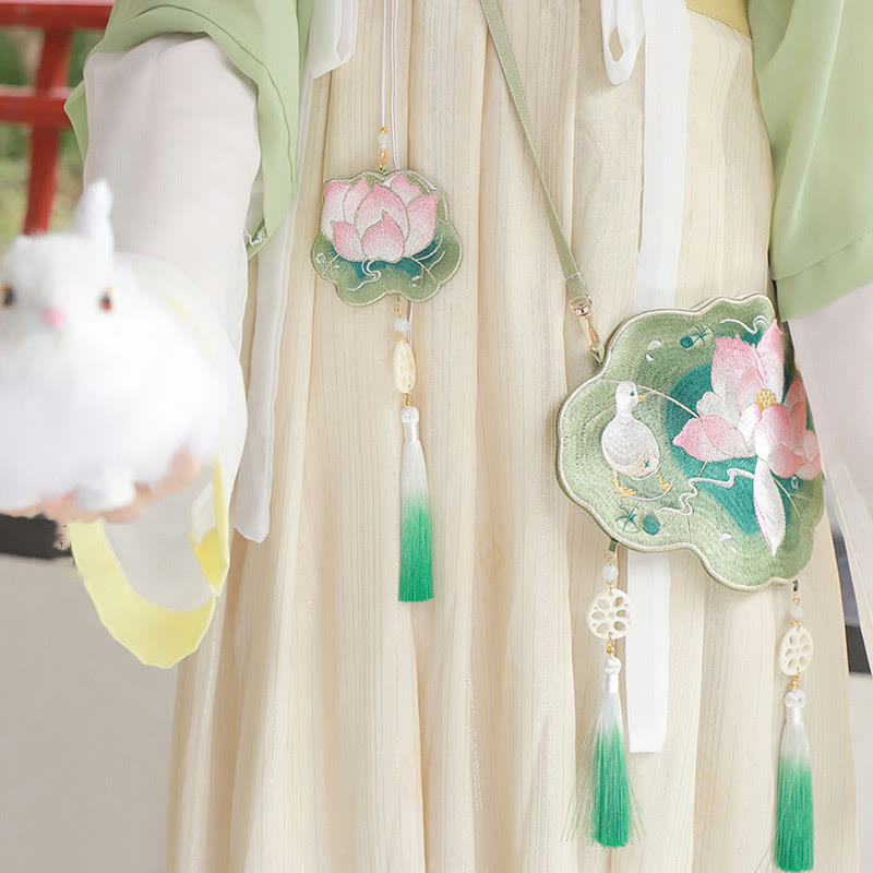 と幸運の刺繍、蓮と鯉とウサギの花の漢服バッグ、斜め掛けバッグ、ショルダーバッグ