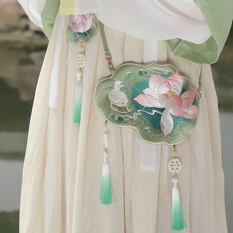 と幸運の刺繍、蓮と鯉とウサギの花の漢服バッグ、斜め掛けバッグ、ショルダーバッグ
